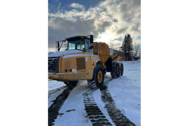 2005 Volvo A25D Dump Truck